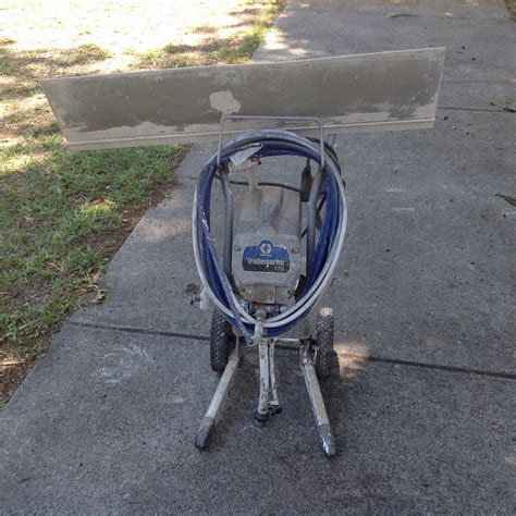 airless paint spraying techniques