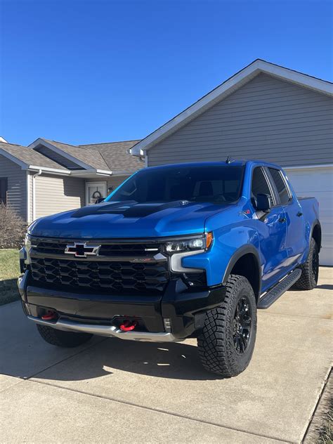 My blue beauty : r/Silverado