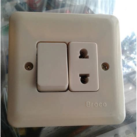 Jual BROCO IB SAKLAR ENGKEL STOP KONTAK CREAM NEW GEE INBOW SAKLAR