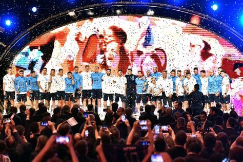 Selección Argentina Recibió Homenaje De La Conmebol Por Ganar La Copa Del Mundo • Radio Nacional