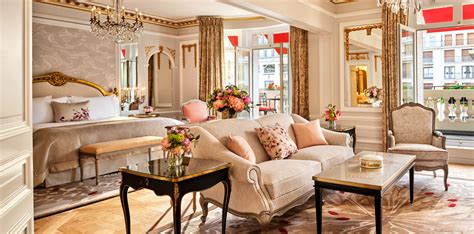 Hôtel Plaza Athénée Reveals Two Floors Of Renovated Rooms Suites