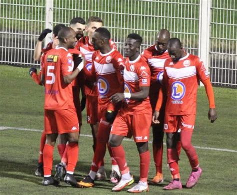 Le Vierzon FC bat Déols et évoluera en National 2 la saison prochaine