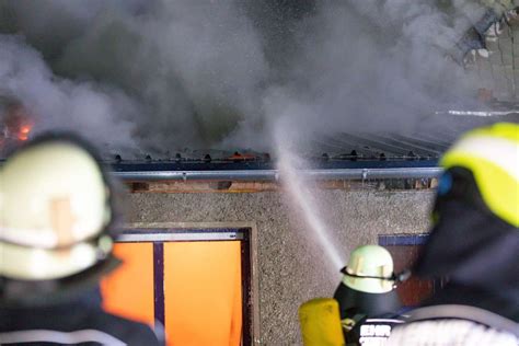 Großeinsatz Leerstehendes Haus brennt lichterloh Thüringen