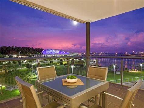 32 Darwin Hotels with an Airport Shuttle service