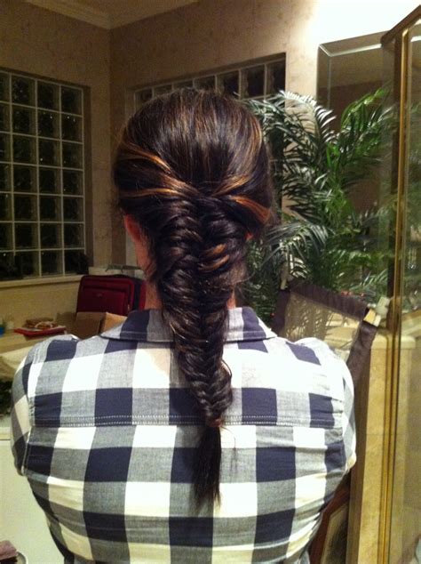 Fishbone braid | Loose hairstyles, Hair styles, Fishbone braid