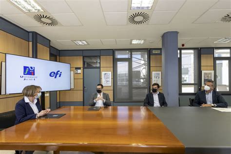 La Empresa Efi Cretaprint Colaborar Con La Uji En La Formaci N