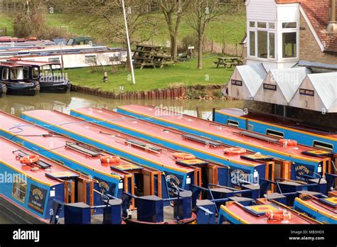 Blue Canal Barge Hi Res Stock Photography And Images Alamy