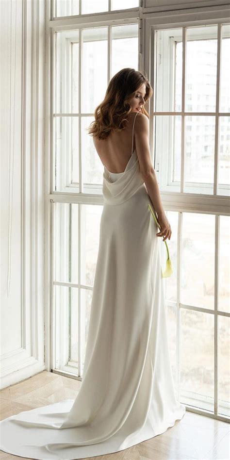 Silk Wedding Dresses For Elegant And Refined Bride