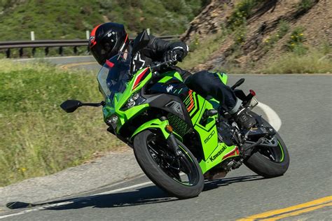 2024 Kawasaki Ninja 500 Review [14 Fast Facts]