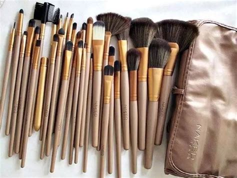 Naked3 Professional Makeup Brush Set 32 Pcs Kablewala Bangladesh