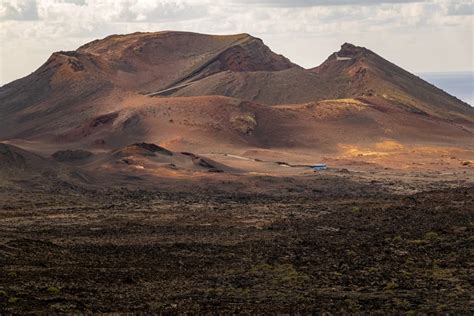 10 Best Volcanoes in Lanzarote + MAP