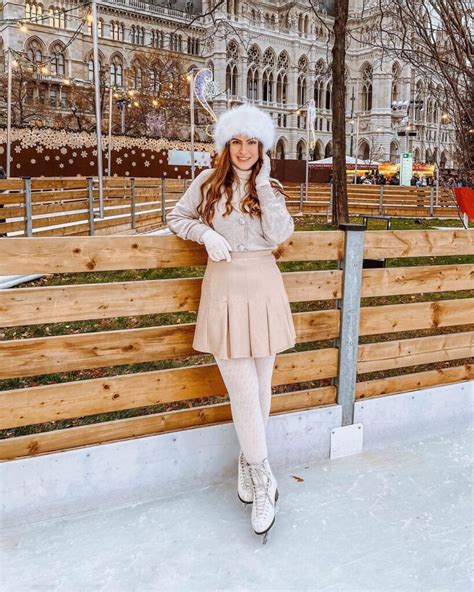 What to Wear Ice Skating: Practical and Style Advice for Skating, Plus ...