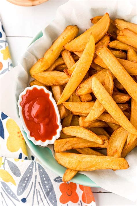 These Homemade French Fries Hit Your Table In Under 35 Minutes After Being Double Fried To A Be