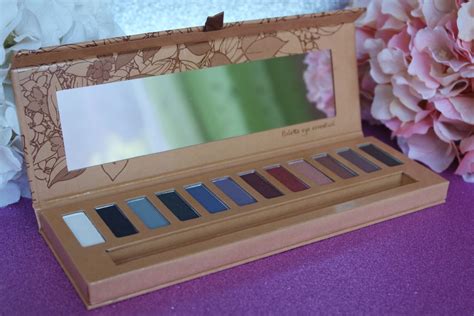 Couleur Caramel Et Sa Palette Eye Essential 2 Birds And Butterfly