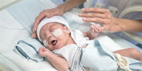 Premature Birth Complications: A Quick Guide for Preemie Parents