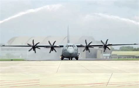 Tempuh Ferry Flight Dari As Pesawat Keempat C J Super Hercules