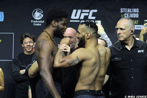 Kennedy Nzechukwu Def Devin Clark At Ufc Best Photos