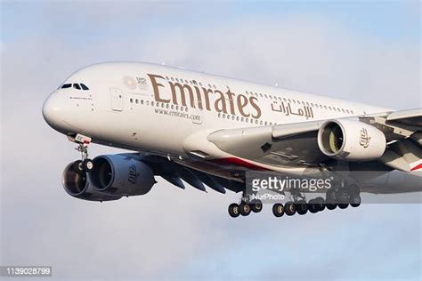 Fly in style with Emirates' A380-800! Experience the ultimate luxury.