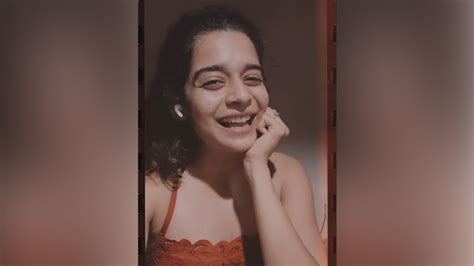 Mithila Palkar Sings Bengali Song Preme Pora Baron On Instagram