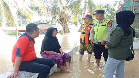 Sungai Lakitan Meluap Sudah Dua Hari 119 Rumah Di Muara Megang Musi