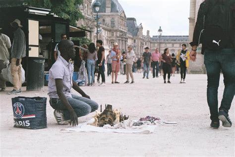 Top 15 Souvenir Shops in Paris - Discover Walks Blog