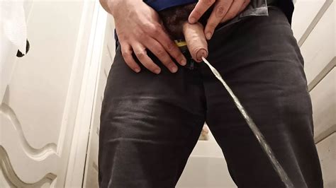 Public Toilet Pissing Front View Gay Amateur Porn Feat Kinky Guy XHamster