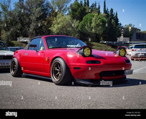 First Generation Miata Hi Res Stock Photography And Images Alamy