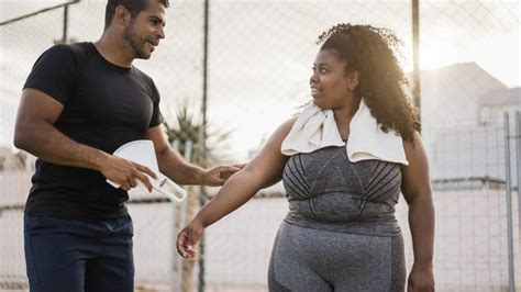 Prendre du muscle et perdre de la graisse en même temps fiction ou