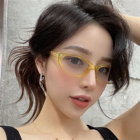 New Retro Fashion Small Cat Eye Sunglasses Women Dazzle Colour Marine