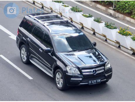 B 2475 SXM Mercedes Benz GL Klasse Jakarta Banten Tangerang West