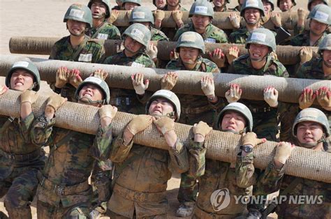 육군 50사단 유격훈련 시작 연합뉴스