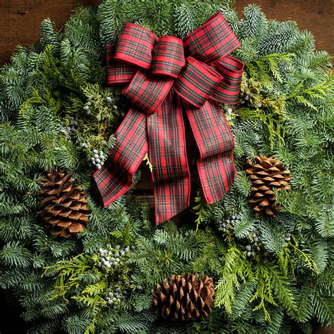 Lynch Creek Farm: Fresh Christmas Wreaths, Centerpieces and Gifts