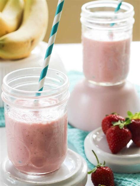 Strawberry Banana Protein Smoothie No Protein Powder Delicious On A Dime