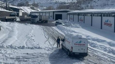 Deprem bölgesine 100 tır içme suyu gönderildi Son Dakika Haberleri