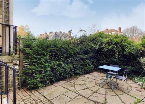 London 4 Bed Terraced House Royal Court Se16 To Rent Now For £