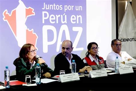 Cusco Ministra Paredes Anunci Que M S De Mil Productores Ser N