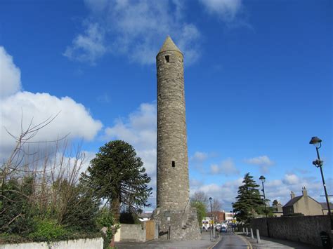 Clondalkin Round Tower Clondalkin County Dublin 9th Century Curious Ireland