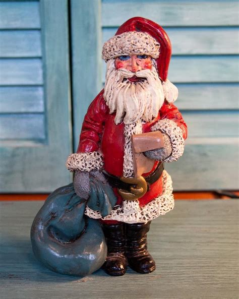 Vintage 1980 S Santa With Wish List Hand Painted Pecan Resin 7 5