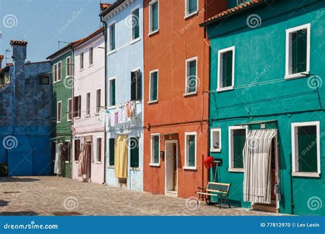 Fachadas Coloridas En La Isla De Burano Imagen Editorial Imagen De