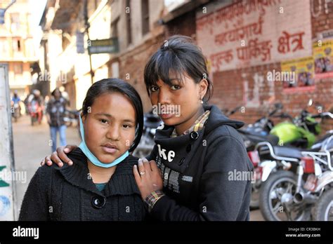 Girls Kathmandu Nepal Hi Res Stock Photography And Images Alamy