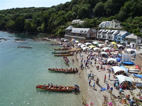 Cawsand Beach, Cornwall, England :: British Beaches