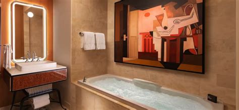 Las Vegas Honeymoon Suites With Jacuzzi In Room Wedbook