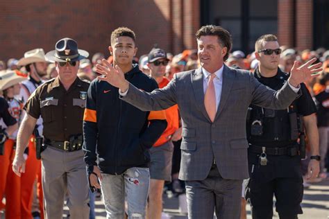 Oklahoma State To Wear Nil Qr Codes On Football Helmets