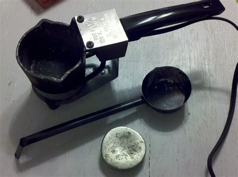 WarFrog's Hobby Blog: White Metal Casting Tutorial