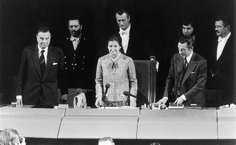 Hommage Simone Veil Et L Europe Pour Un Nouvel Humanisme La Ma Onne