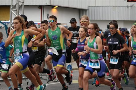 Escolinha De Triathlon Mira Na Educa O Para Formar Campe Es On Board