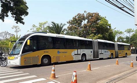 Rio Branco recebe ônibus bi articulado capacidade para 250 passageiros