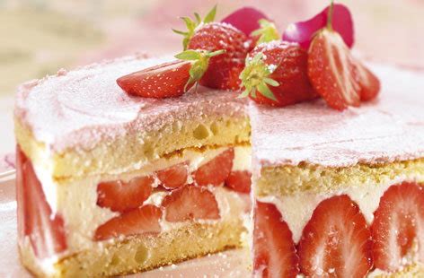 Strawberry Gateau Recipe | Tesco Real Food