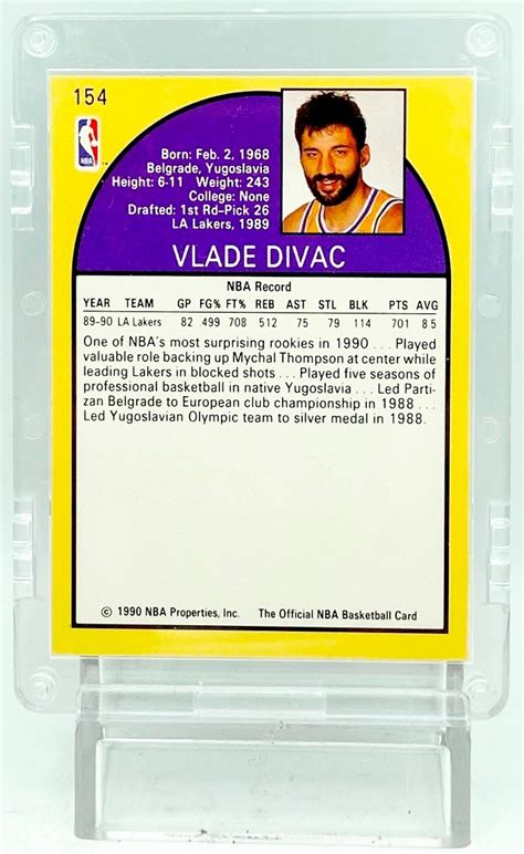 Vintage 1990 NBA Hoops ROOKIE Vlade Divac RC 154 Los Angeles Lakers