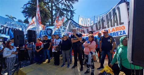 Sin Funcionarios De Peso Presentes Cómo Se Vive La Marcha Federal